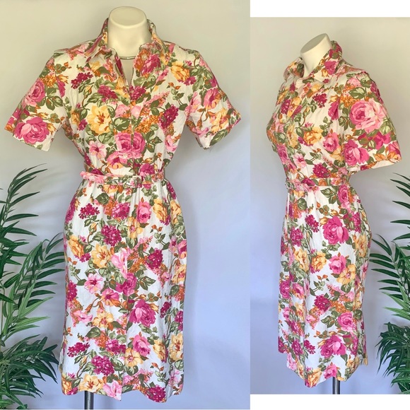 v i n t a g e :: Floral Cottagecore Buttoned Belted Dress - Picture 15 of 15